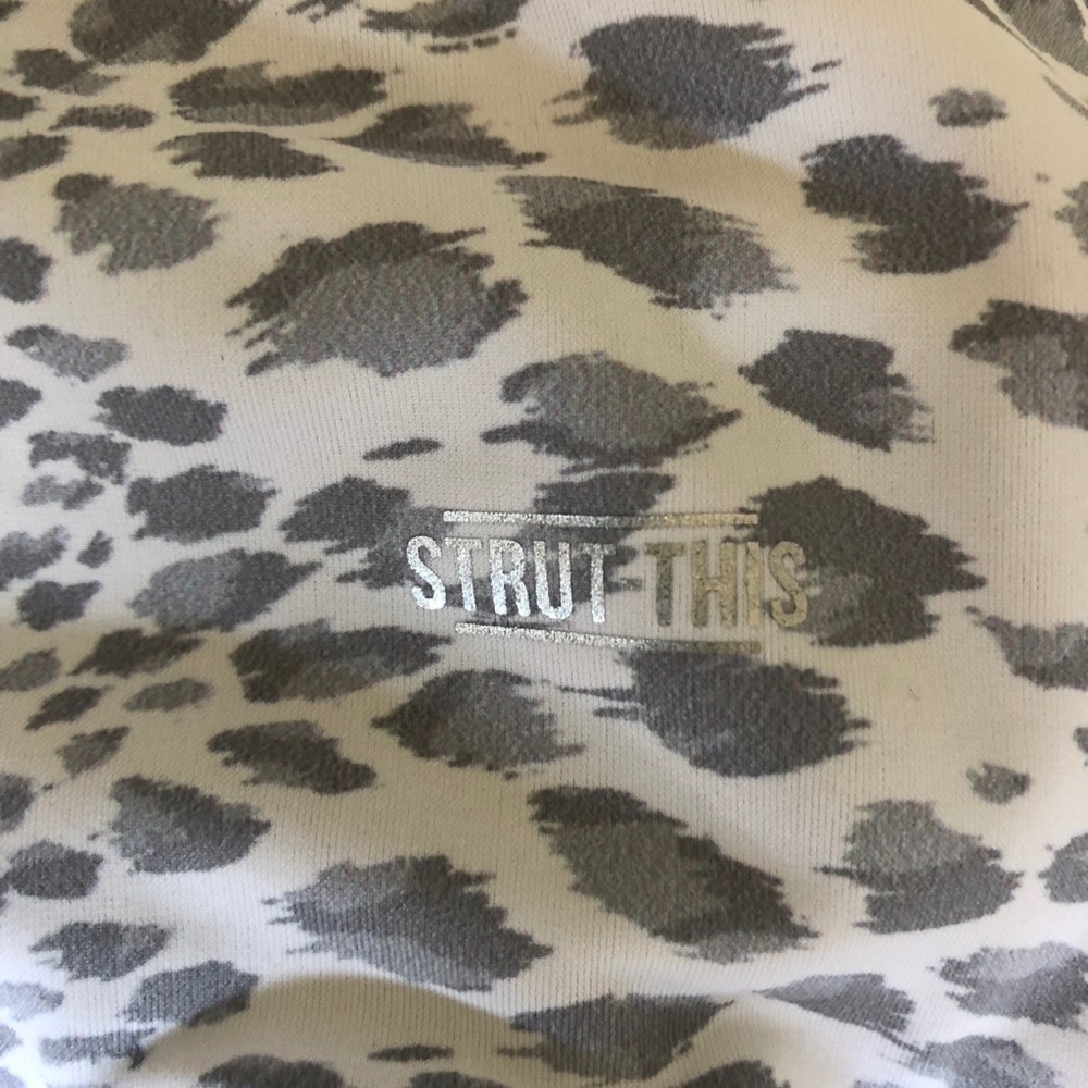 Strut This Legging - Picture 4 of 5